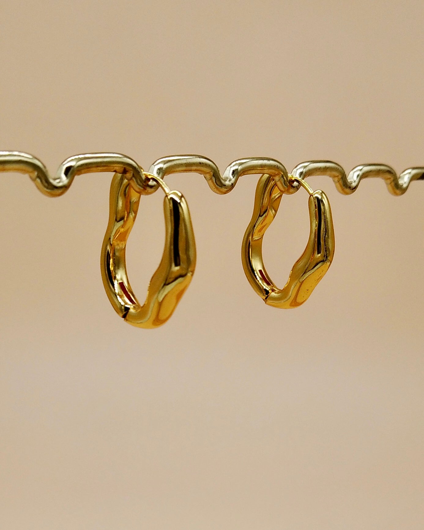 Boucles d’oreilles Anneaux Irréguliers