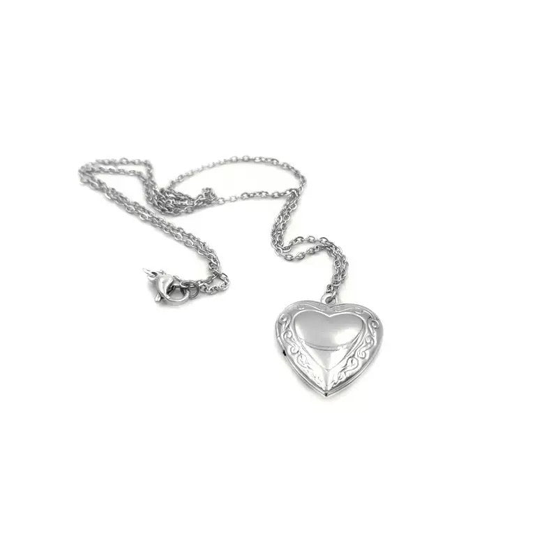 Collier près du cœur