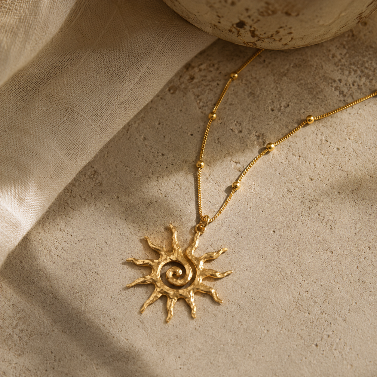 Collier solaire d’été