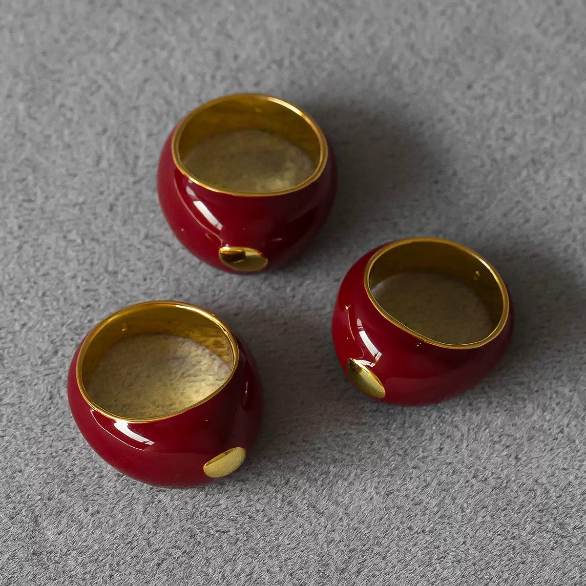 Bague Émail Rouge Dorée