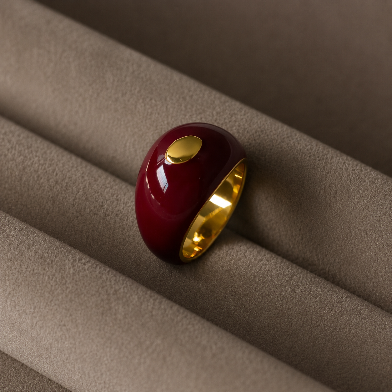 Bague Émail Rouge Dorée